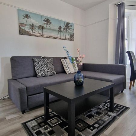 Comfortable 2 Bedrooms Flat In Oval Central London Bagian luar foto