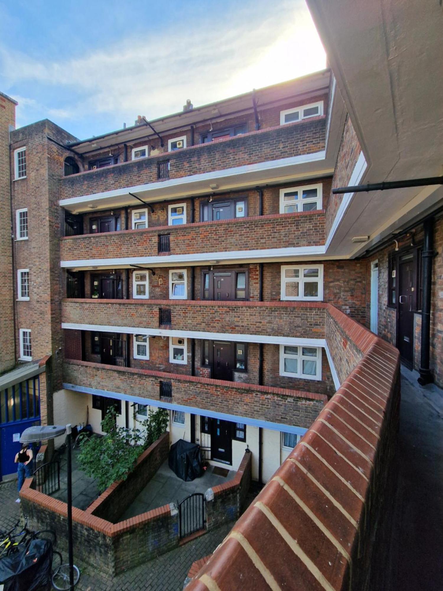 Comfortable 2 Bedrooms Flat In Oval Central London Bagian luar foto
