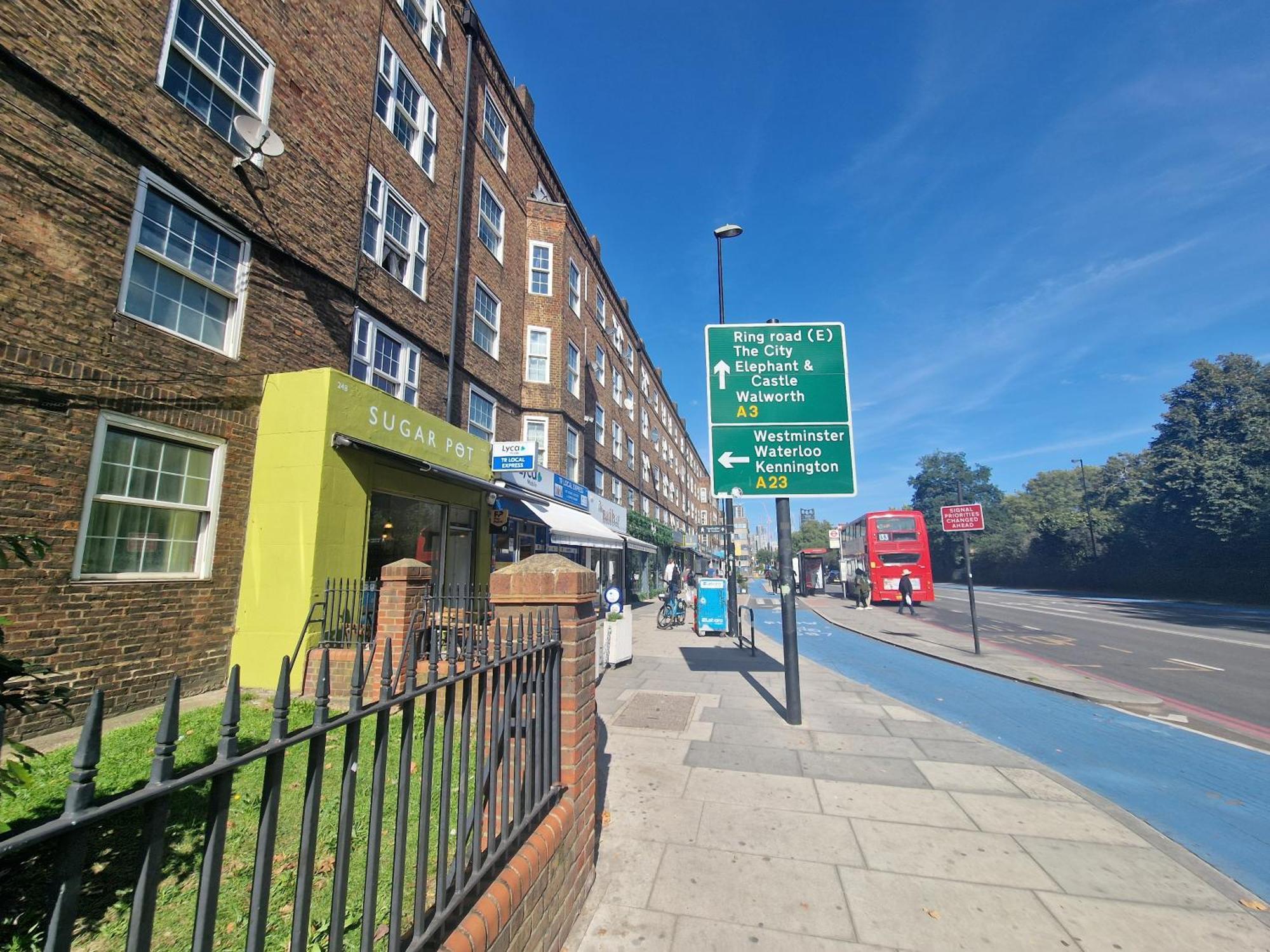 Comfortable 2 Bedrooms Flat In Oval Central London Bagian luar foto